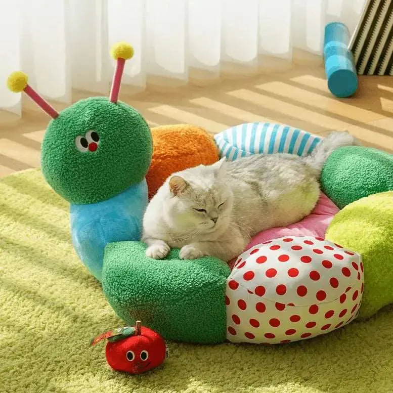 Cozy Green Caterpillar Pet Bed - Comfortable and Fun Sleep Solution for Pets