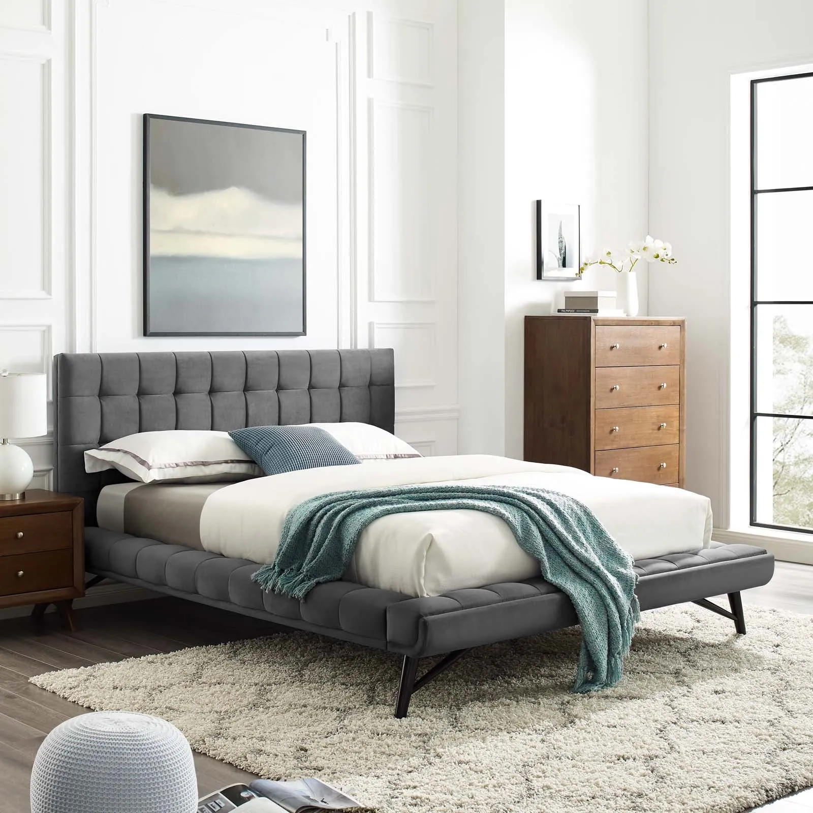 Julia Biscuit Tufted Performance Velvet Platform Bed