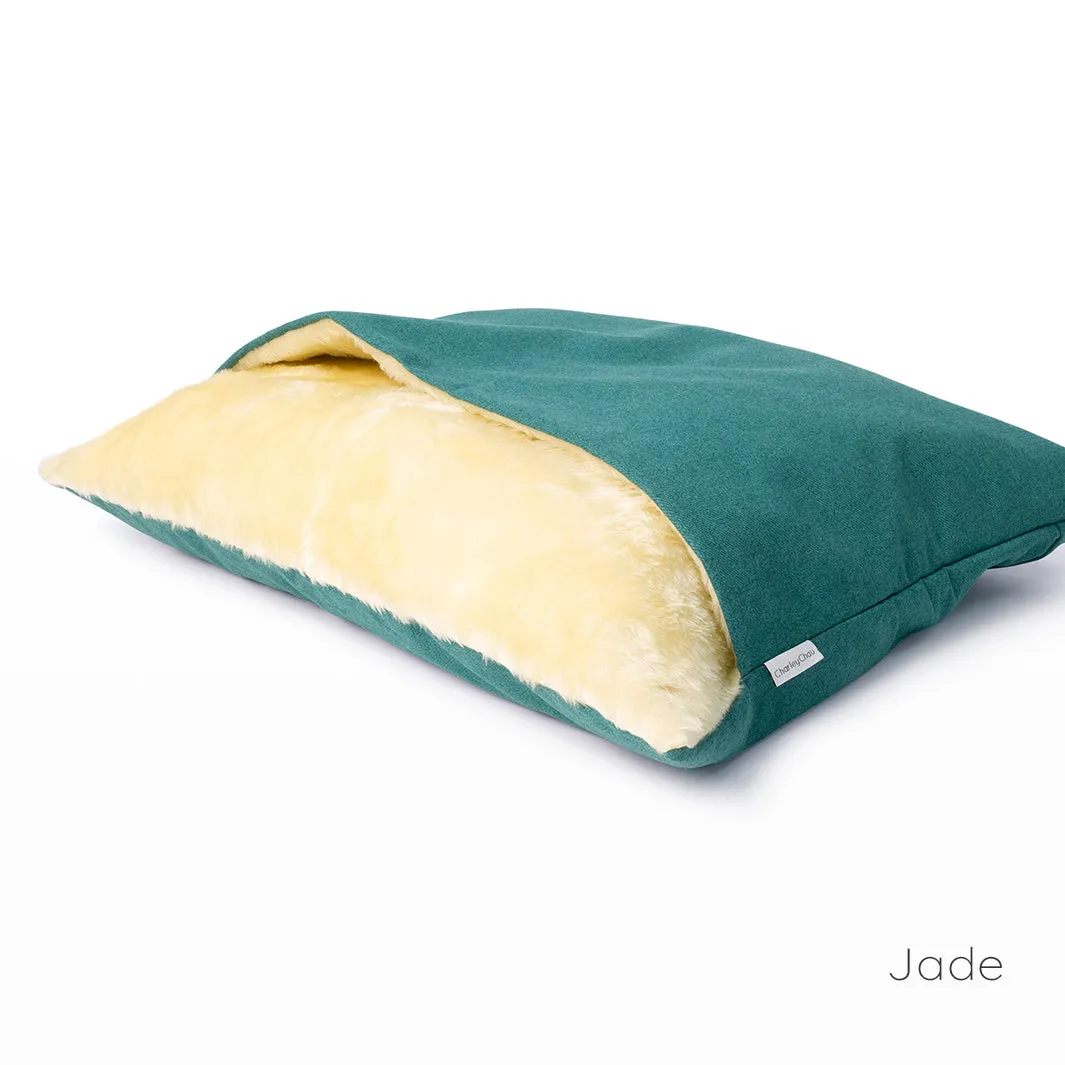 Luxe Dog Snuggle Bed in Faroe