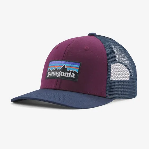 Men's Patagonia | P-6 Logo Trucker Hat | Night Plum